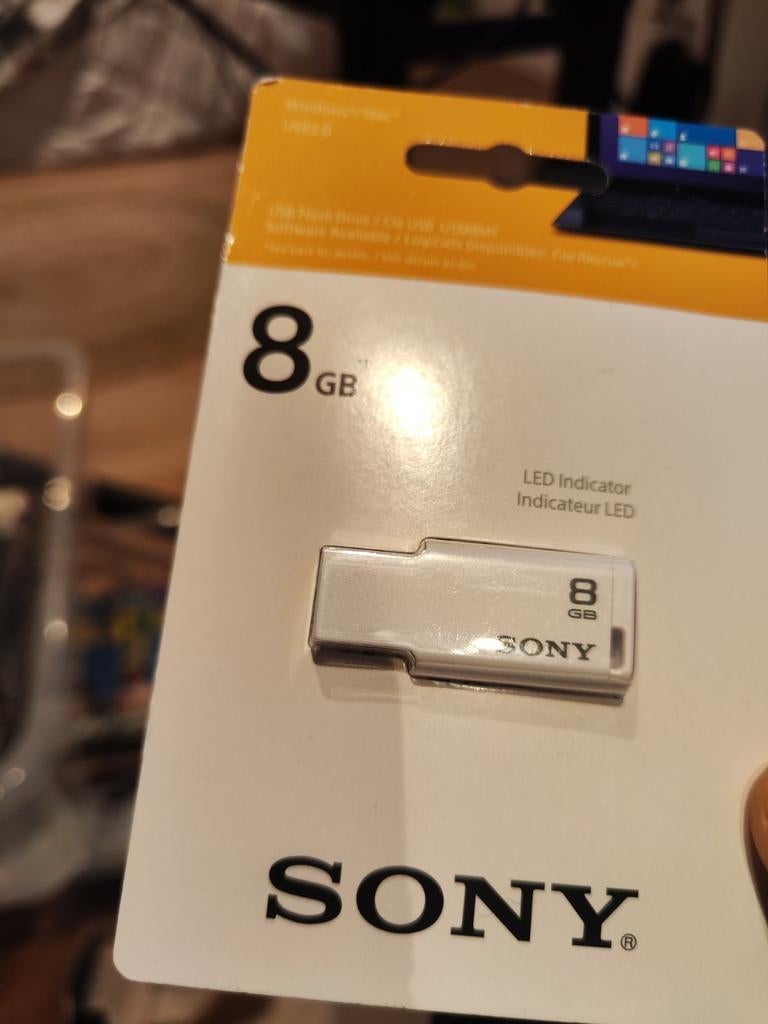 Sony Micro Vault Style White 8GB, Audio, Tv en Foto, Foto | Geheugenkaarten, Ophalen, Sony