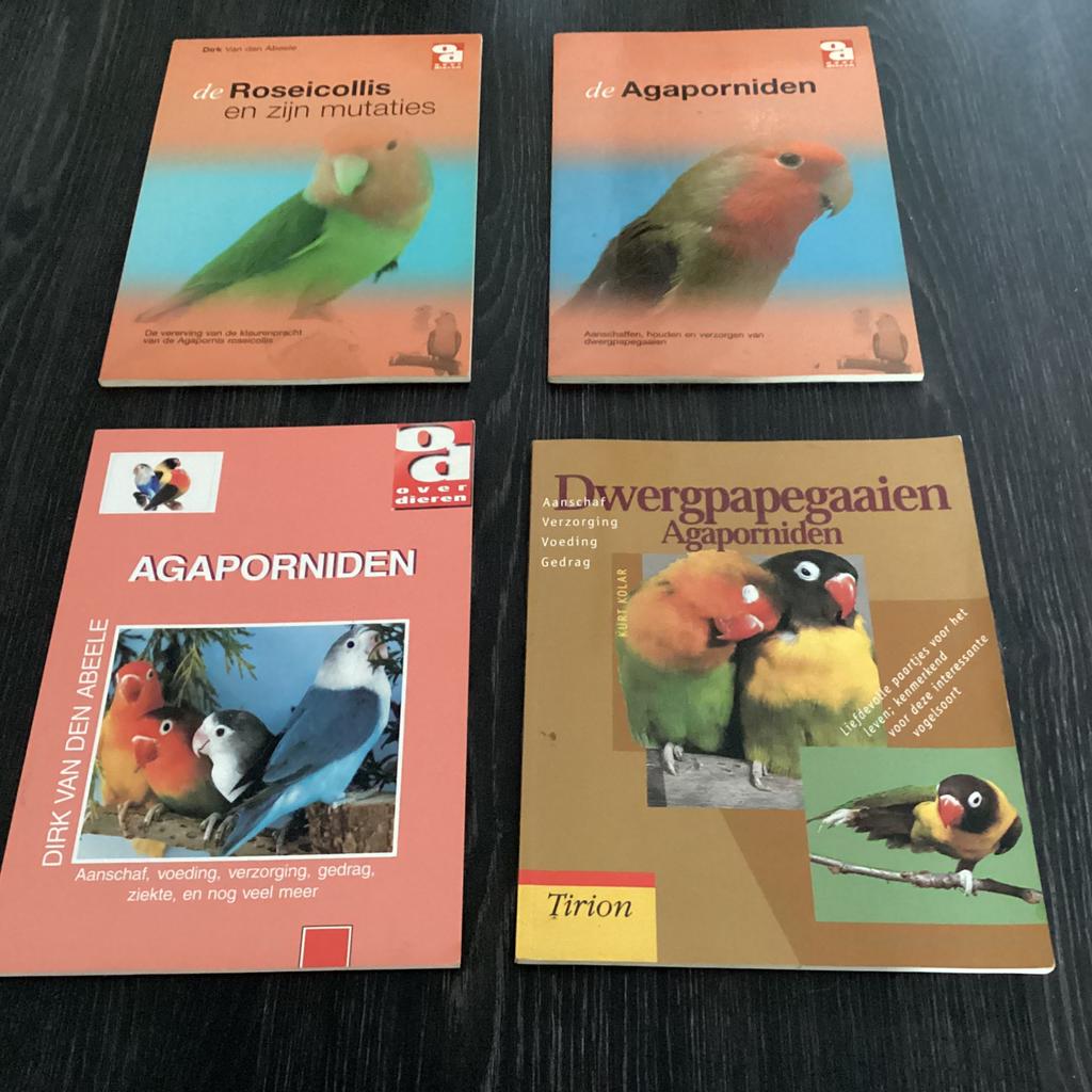 Agaporniden, Dirk Van Den A. 4 boekjes 5€ het stuk, Dieren en Toebehoren