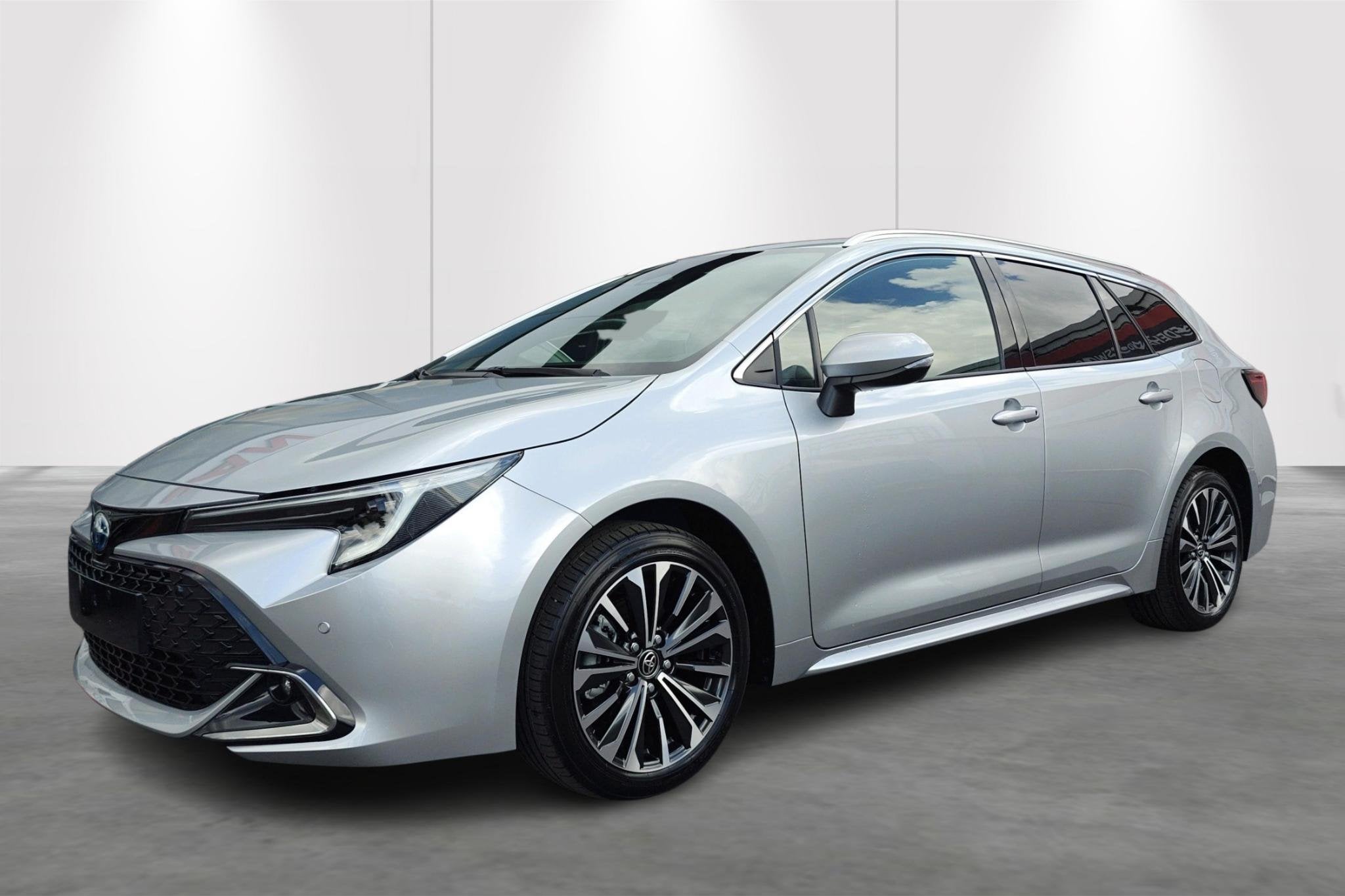 Toyota Corolla Touring Sports 1.8 Hybrid Style e-CVT + Tech, Autos, Argent ou Gris, 750 kg, Corolla, Noir