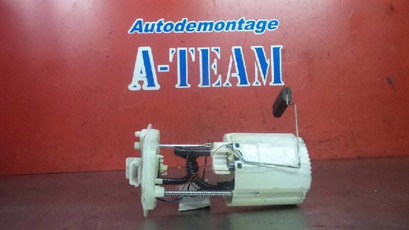 BRANDSTOFPOMP Fiat Stilo (192A / B) (|0580314010|), Robert Bosch AG, Gebruikt, Fiat, Robert-Bosch-Allee 1
74232  Abstatt, DE