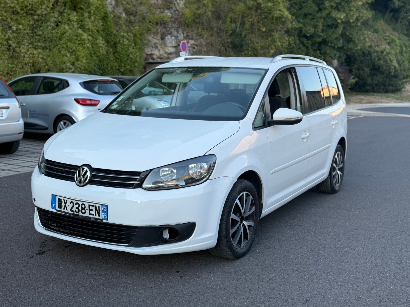 Volkswagen touran 1.6tdi boit 6, Autos, Euro 5, Achat, Boîte manuelle, 5 portes