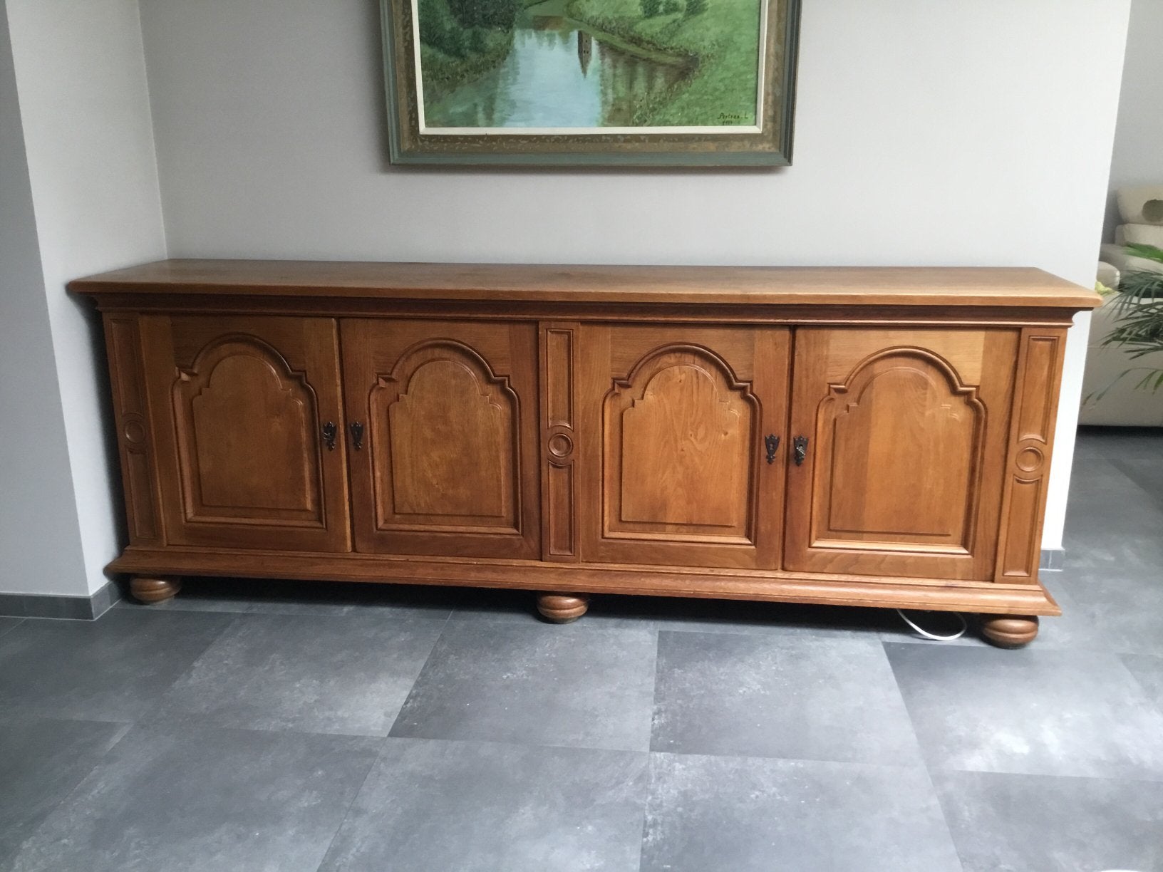 Antieke dressoir, Ophalen