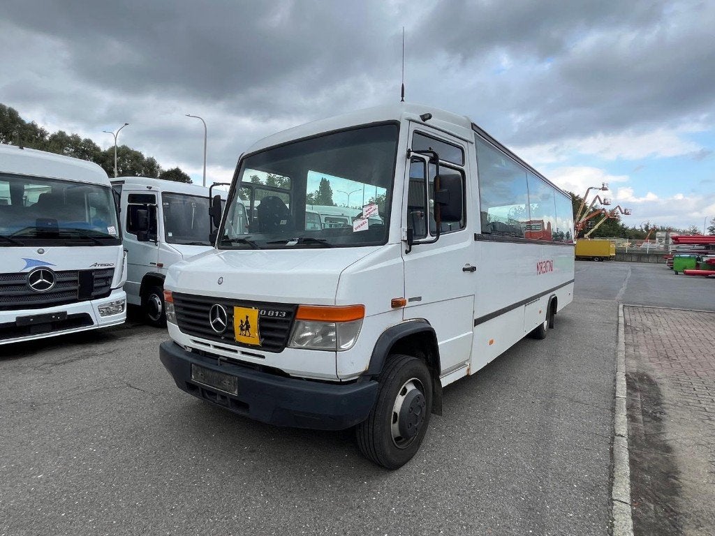 Mercedes Vario 0813 (Stock ID 44620) — 3