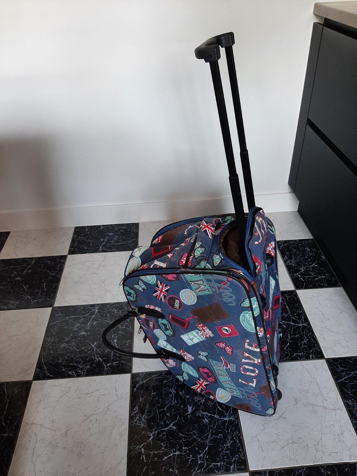 sac de voyage, Enlèvement ou Envoi, Roulettes
