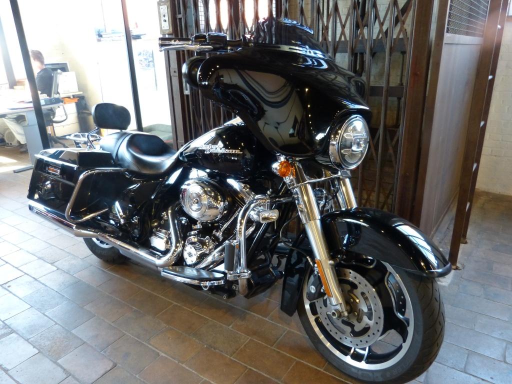 Harley-Davidson TOURING FLHX Street Glide (bj 2011), Motoren, Overig, Gentweg 32
9940  Evergem, 1690 cc, Harley-Davidson