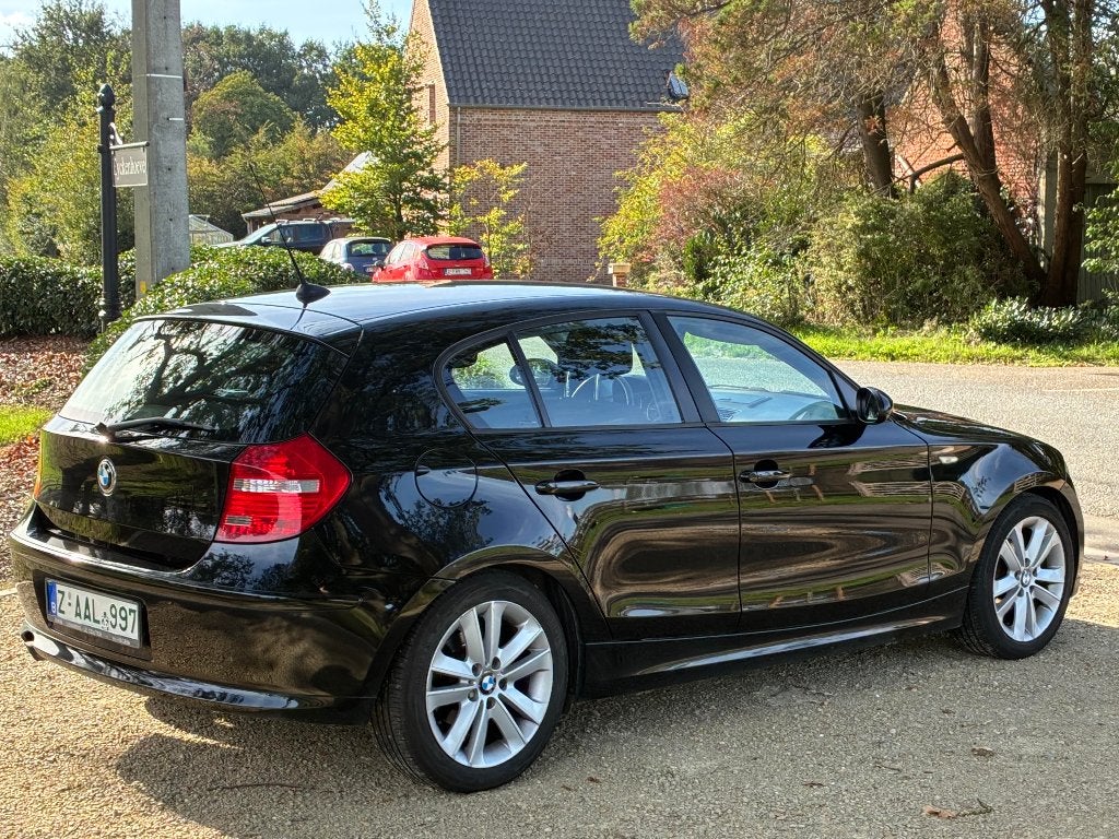 Bmw 118d in heel mooie staat. Airco!, Auto's, 1998 cc, 4 cilinders, Bedrijf, Dealer onderhouden