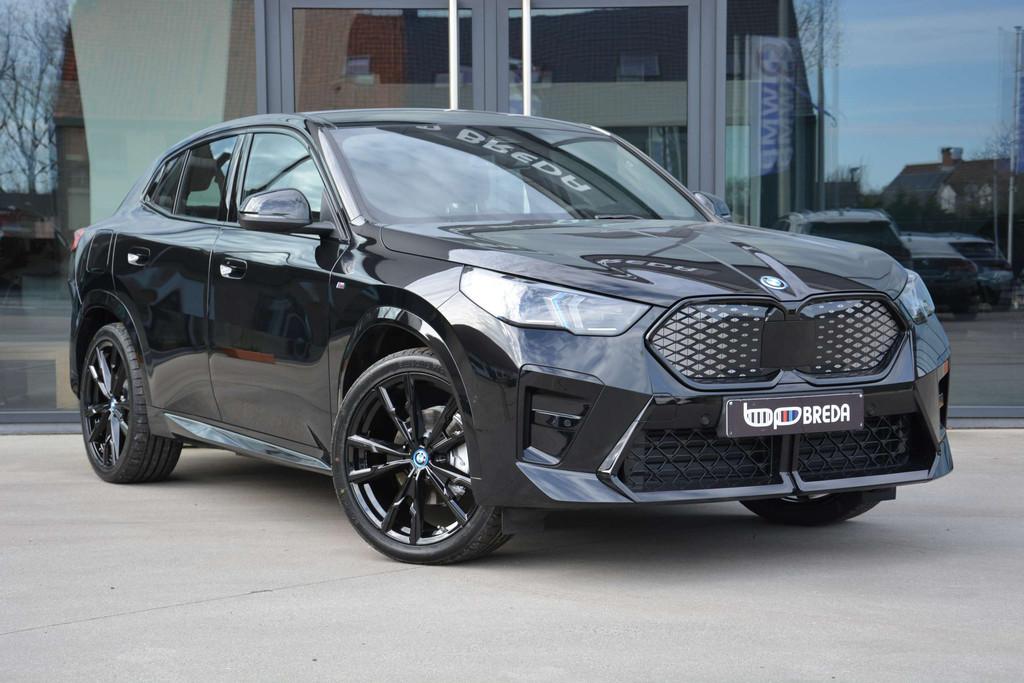 BMW iX2 eDrive20 M Sport/ Camera360/ LED/ Keyless, Autos, Achat, Entreprise, Noir, 5 portes