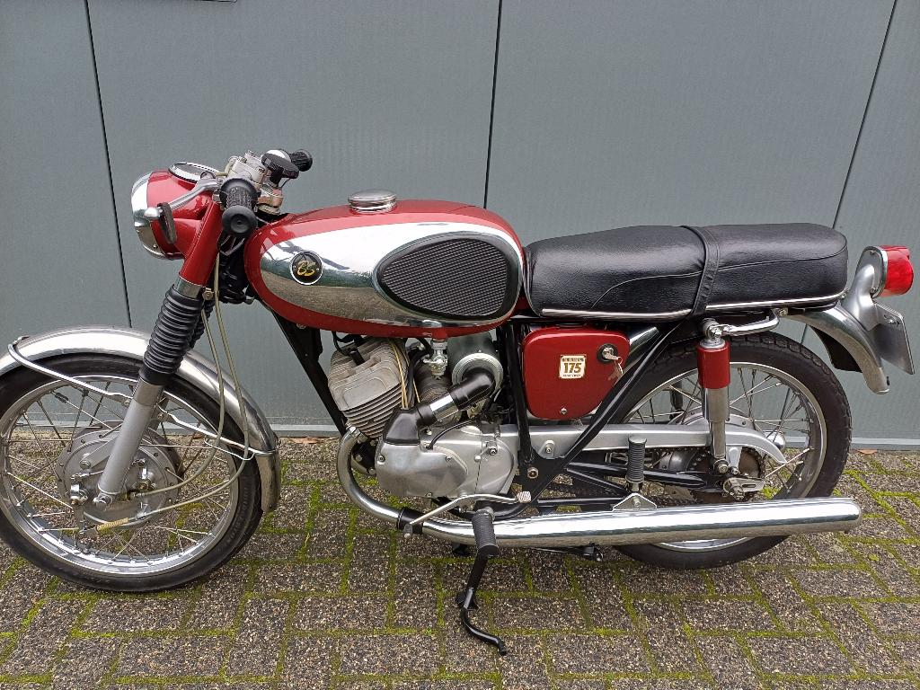 Bridgestone onderdelen tweetakt 175 dual twin 1969, Motoren, Ophalen, Gebruikt
