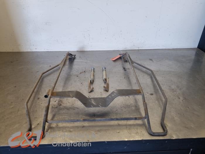 Ophangmechaniek reservewiel van een Volkswagen Crafter, Gebruikt, -, Volkswagen, -