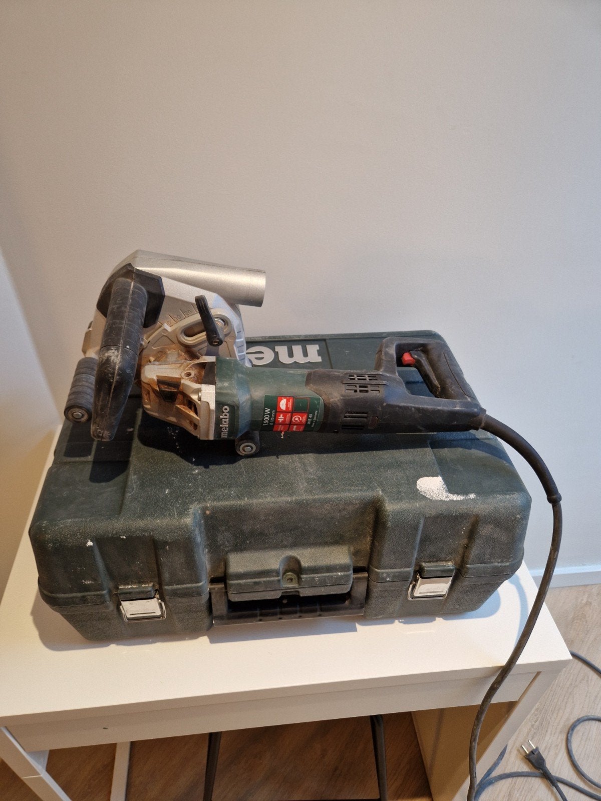 Dubbele schijf slijpmachine Metabo, Ophalen