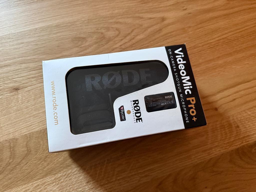 RODE VideoMic Pro+ shotgunmicrofoon, Musique & Instruments, Microphones, Enlèvement ou Envoi, Comme neuf, Autres types