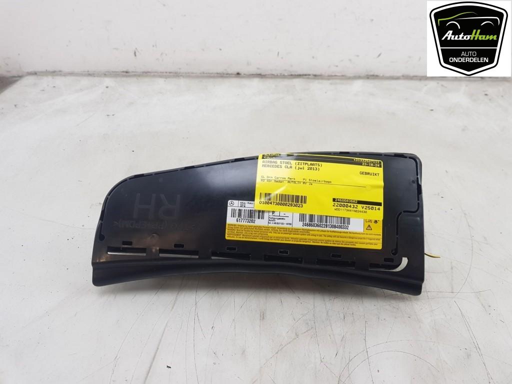 AIRBAG STOEL CLA (117.3) (|A2468603602|2468603602|), Gebruikt, Mercedes-Benz