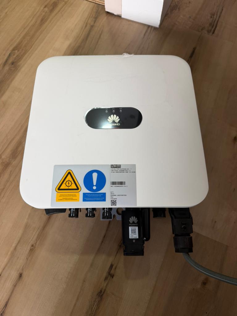 Huwawei omvormer voor zonnepanelen, Enlèvement, Comme neuf