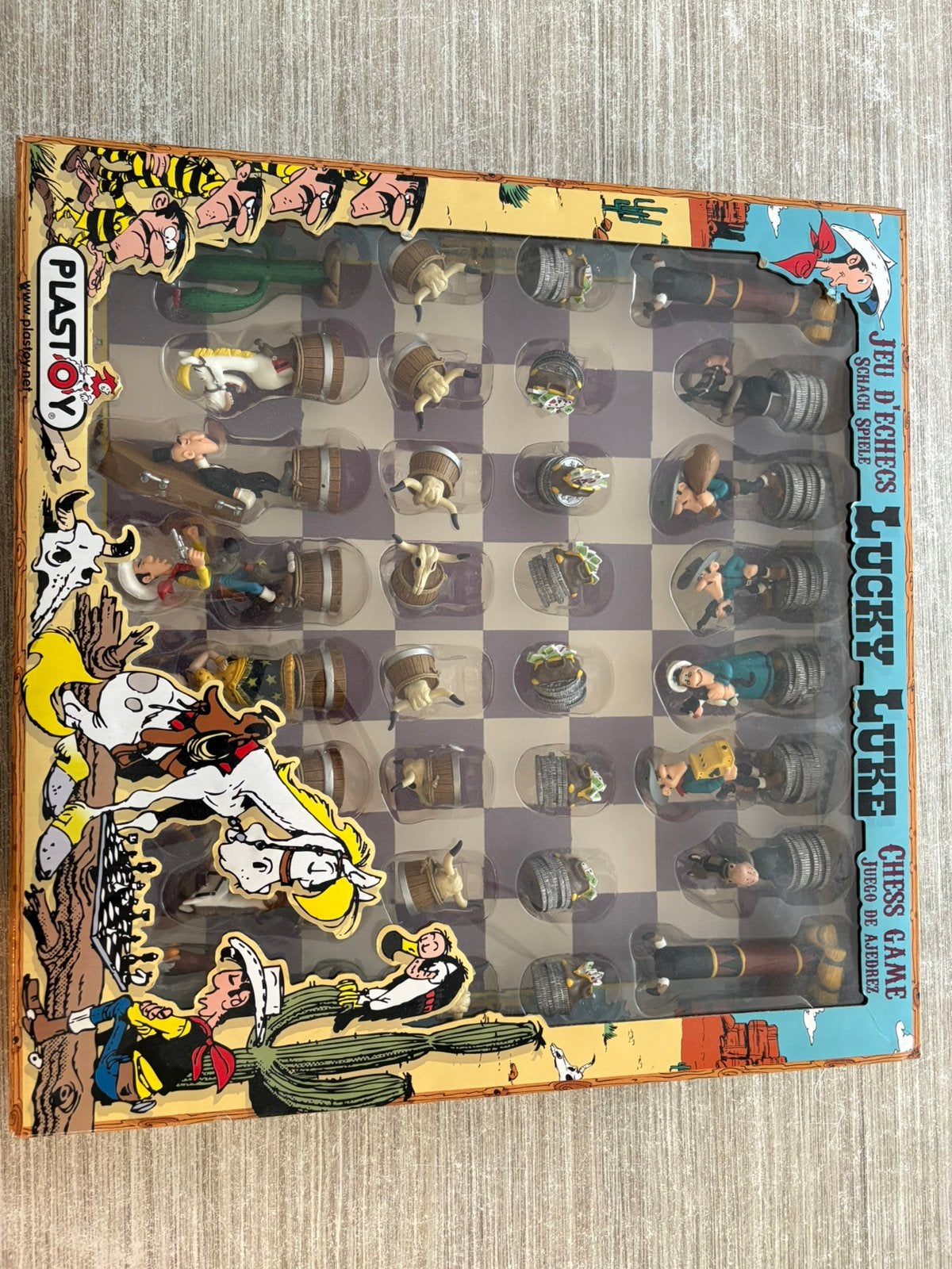 Lucky Luke Chess Game, Hobby en Vrije tijd, Gezelschapsspellen | Bordspellen, Ophalen, Zo goed als nieuw