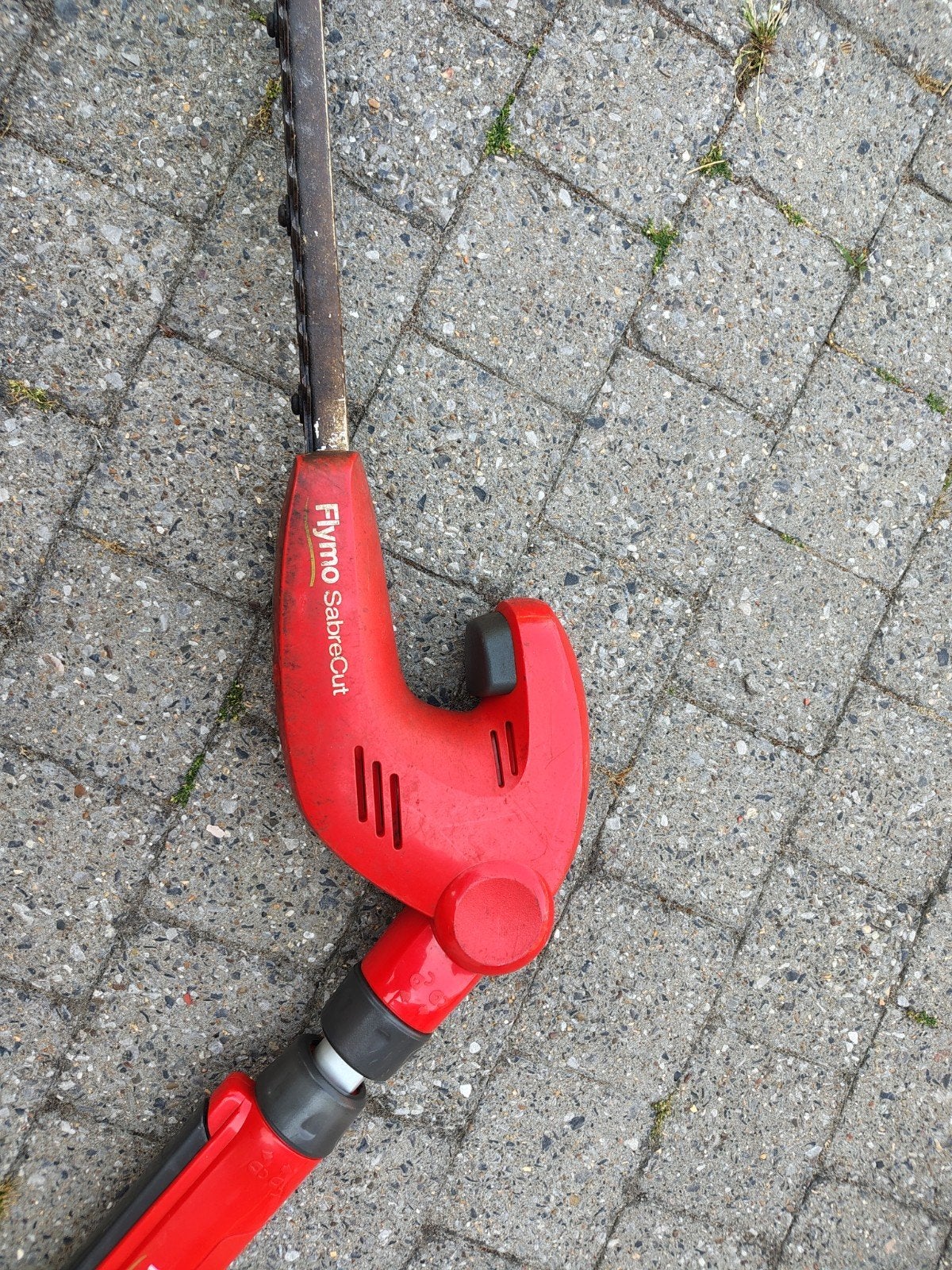 Heggenschaar Flymo Sabre en heggenschaar Husqvarna, Tuin en Terras, Heggenscharen, Ophalen