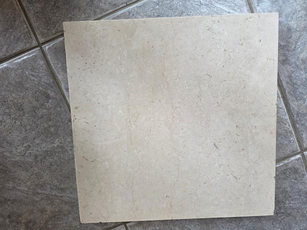 26 Carrelage de 40 x 40 et marbre, Enlèvement, Marbre
