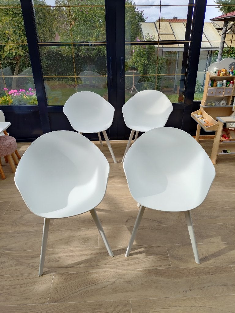 4 (of 6) witte TOOU TA designstoelen – perfecte staat, Huis en Inrichting, Stoelen, Ophalen, Zo goed als nieuw, Wit, Vier