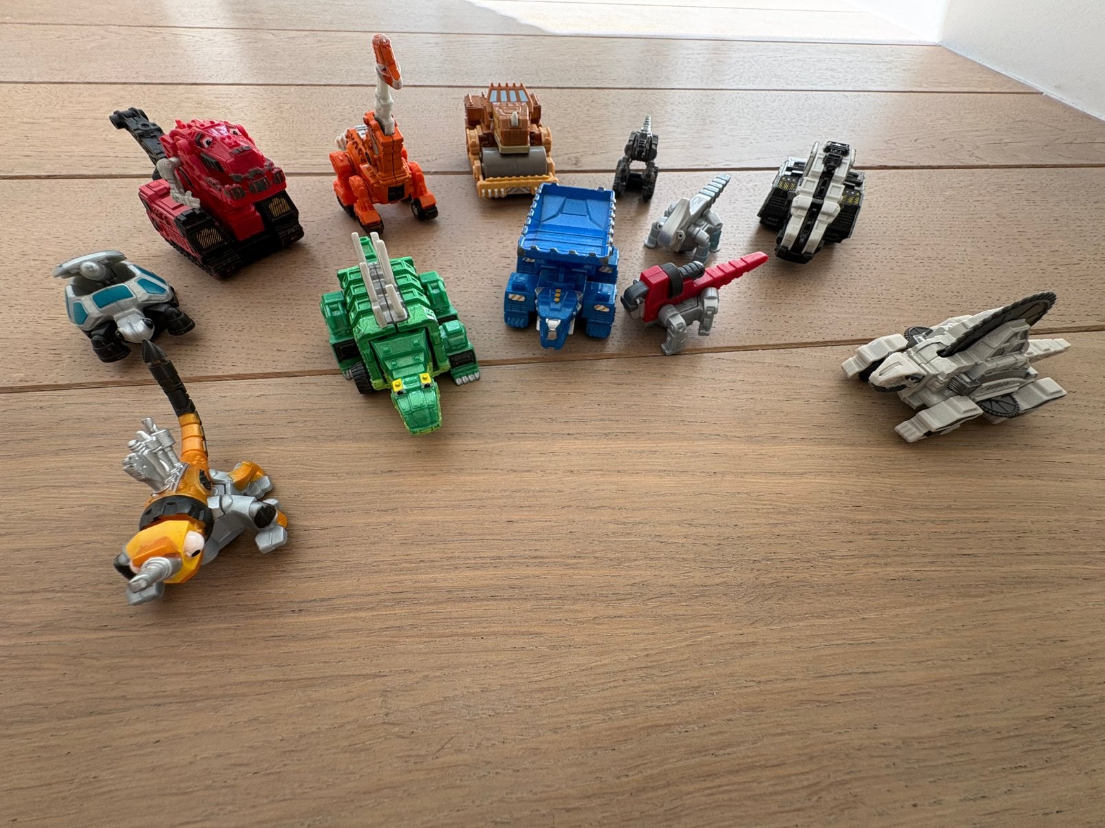 Dinotrux van Matel, Ophalen, Gebruikt