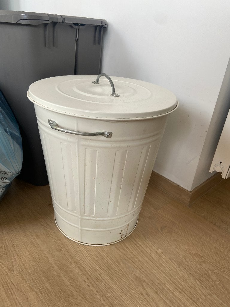 Poubelles, Enlèvement, Utilisé