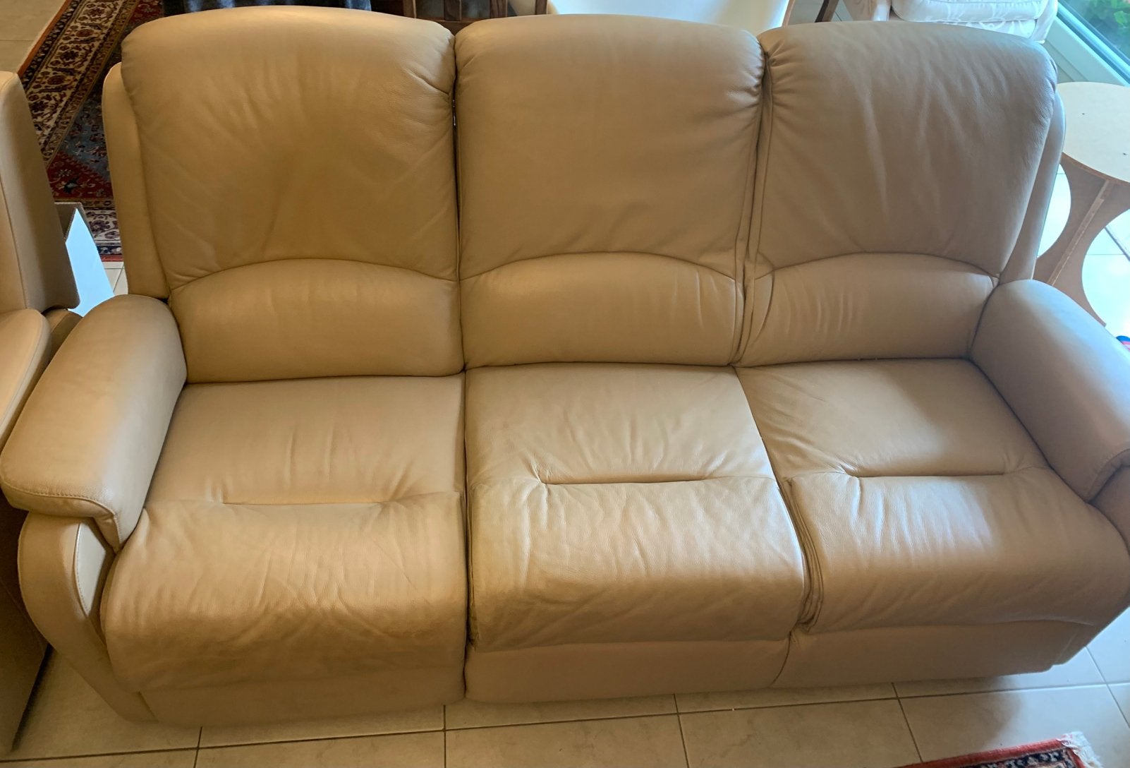 Château d'Ax 3 zit met elektrische relax deel Beige kleur, Huis en Inrichting, Ophalen, Comfort en Ergonomie, 150 tot 200 cm, Driepersoons