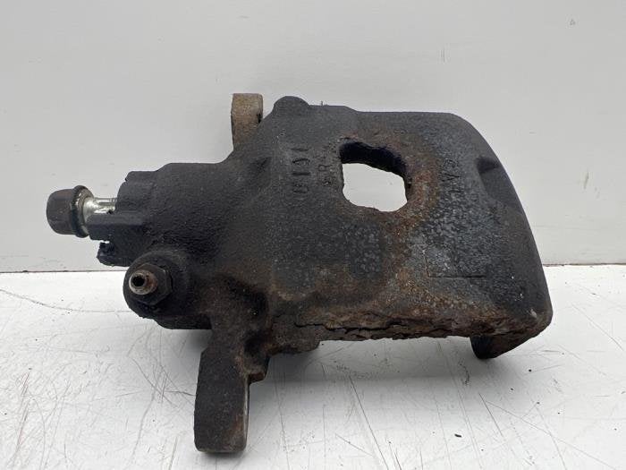 Etrier de frein (pince) avant droit d'un Suzuki Alto, -, 3 mois de garantie, Utilisé, -
