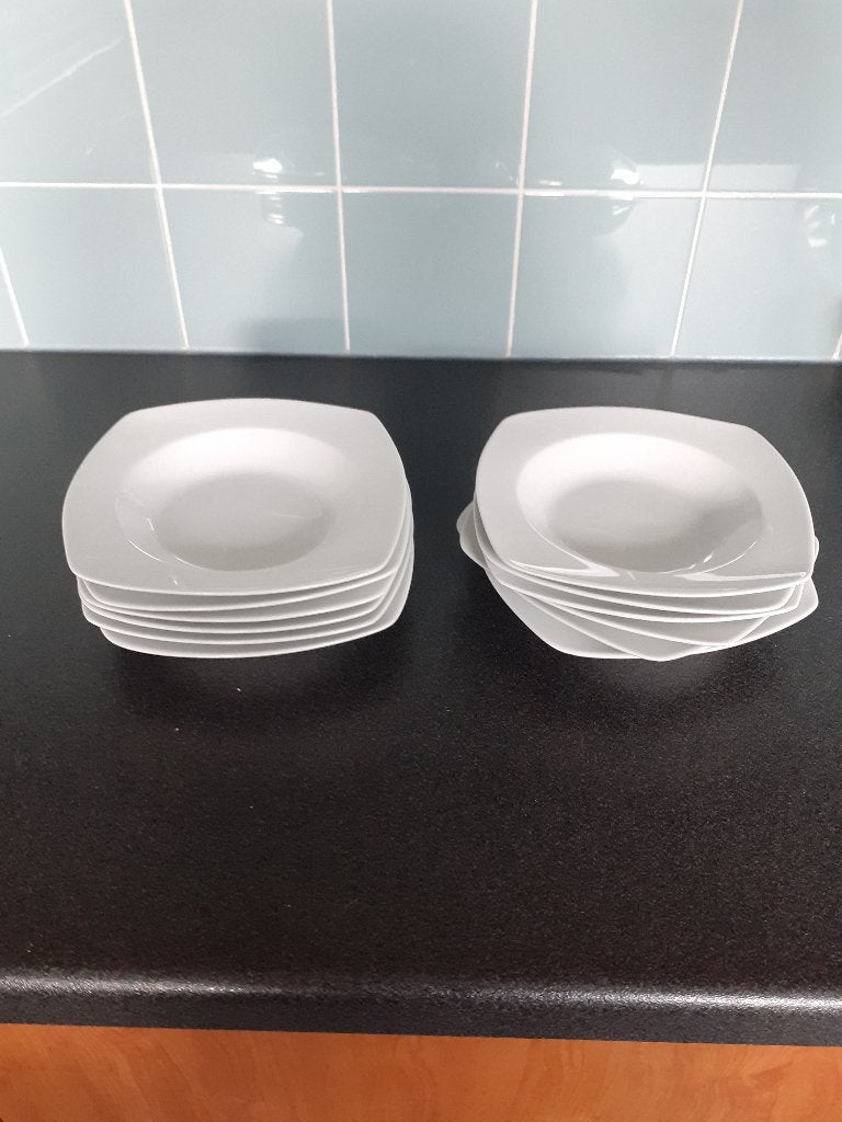 6 of 12 diepe borden voor soep of dessert, Ophalen, Zo goed als nieuw, Bord(en)
