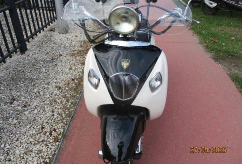 VOM Bella Petro Scooter te koop, Vélos & Vélomoteurs, Vélomoteurs & Scooters bridés, Utilisé, Enlèvement
