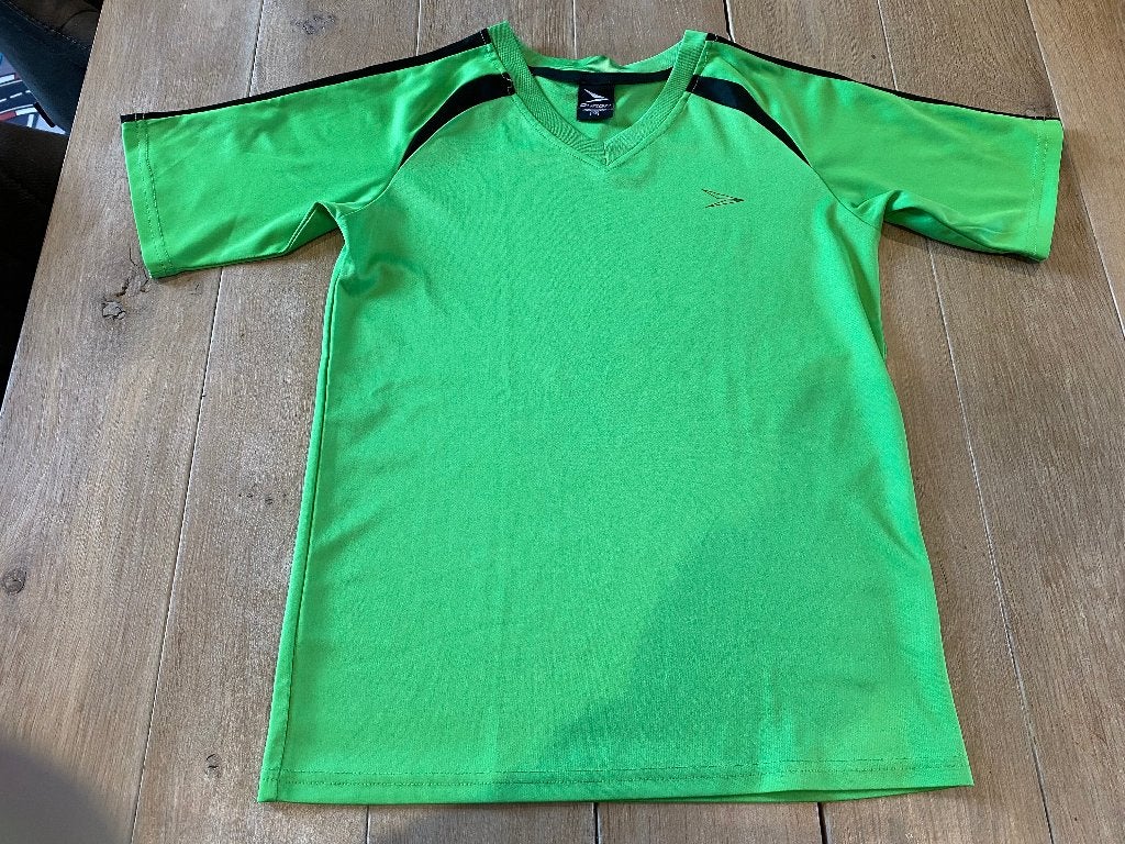 sport t-shirt maat 152, Kinderen en Baby's, Kinderkleding | Maat 152, Ophalen of Verzenden, Jongen