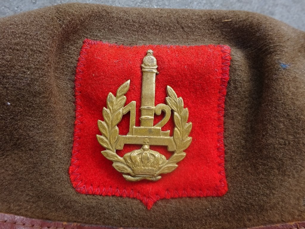 BELGIQUE: ABL / 12EME REGIMENT DE LIGNE - BERET + INSIGNE, Verzenden, Landmacht, Helm of Baret