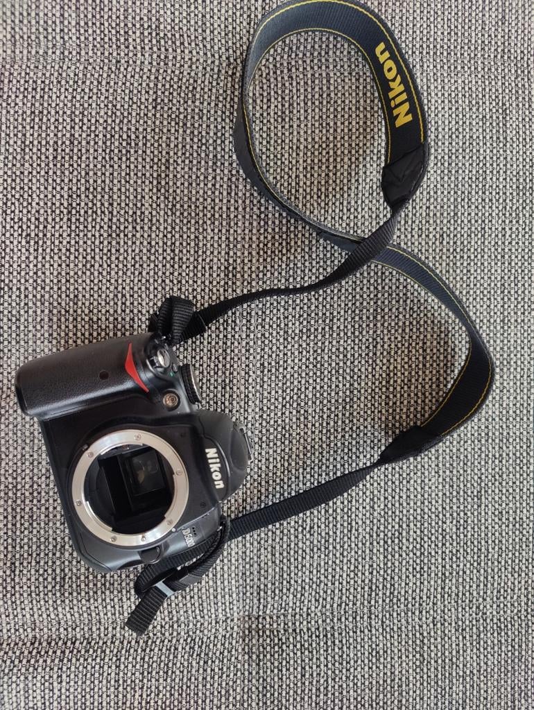 Nikon D5000 reflexcamera, Ophalen, Nikon