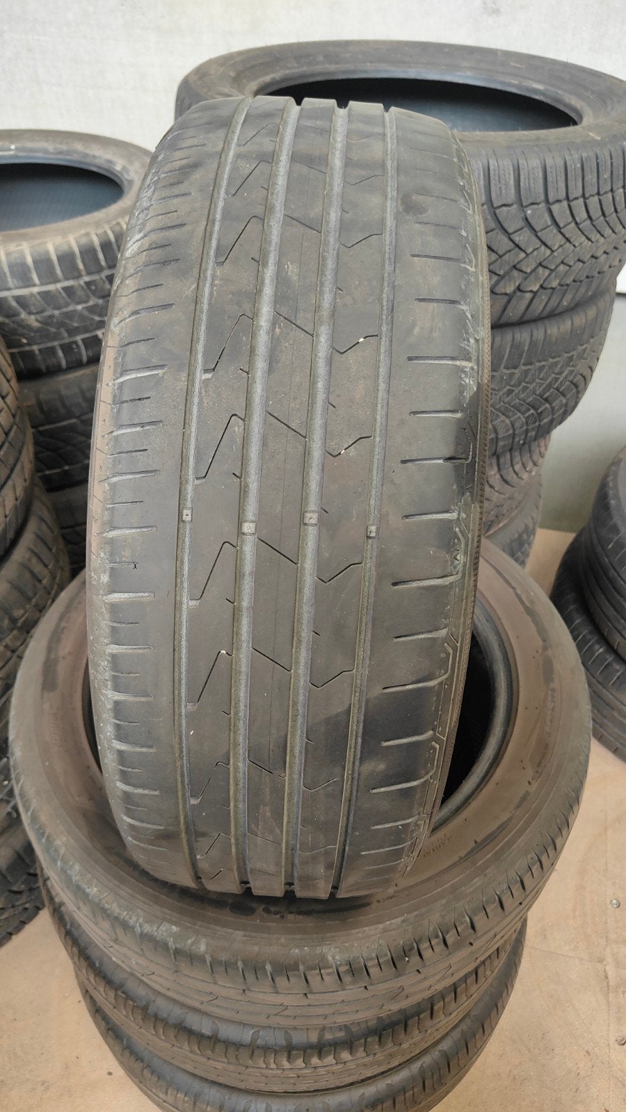 205/55r17 Hankook 40€ l'unité avec montage et équilibrage, Autos : Divers, Pièces de sport automobile, Enlèvement ou Envoi
