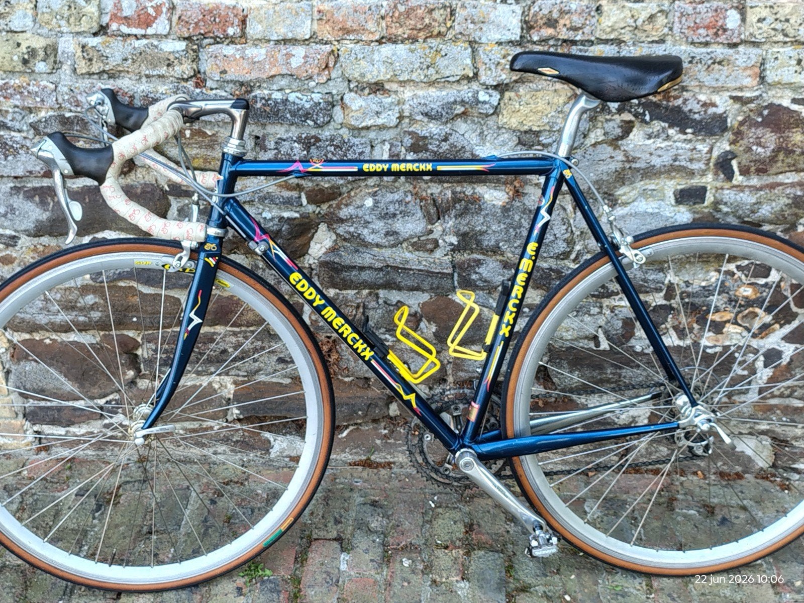 Eddy Merckx, Fietsen en Brommers, Ophalen