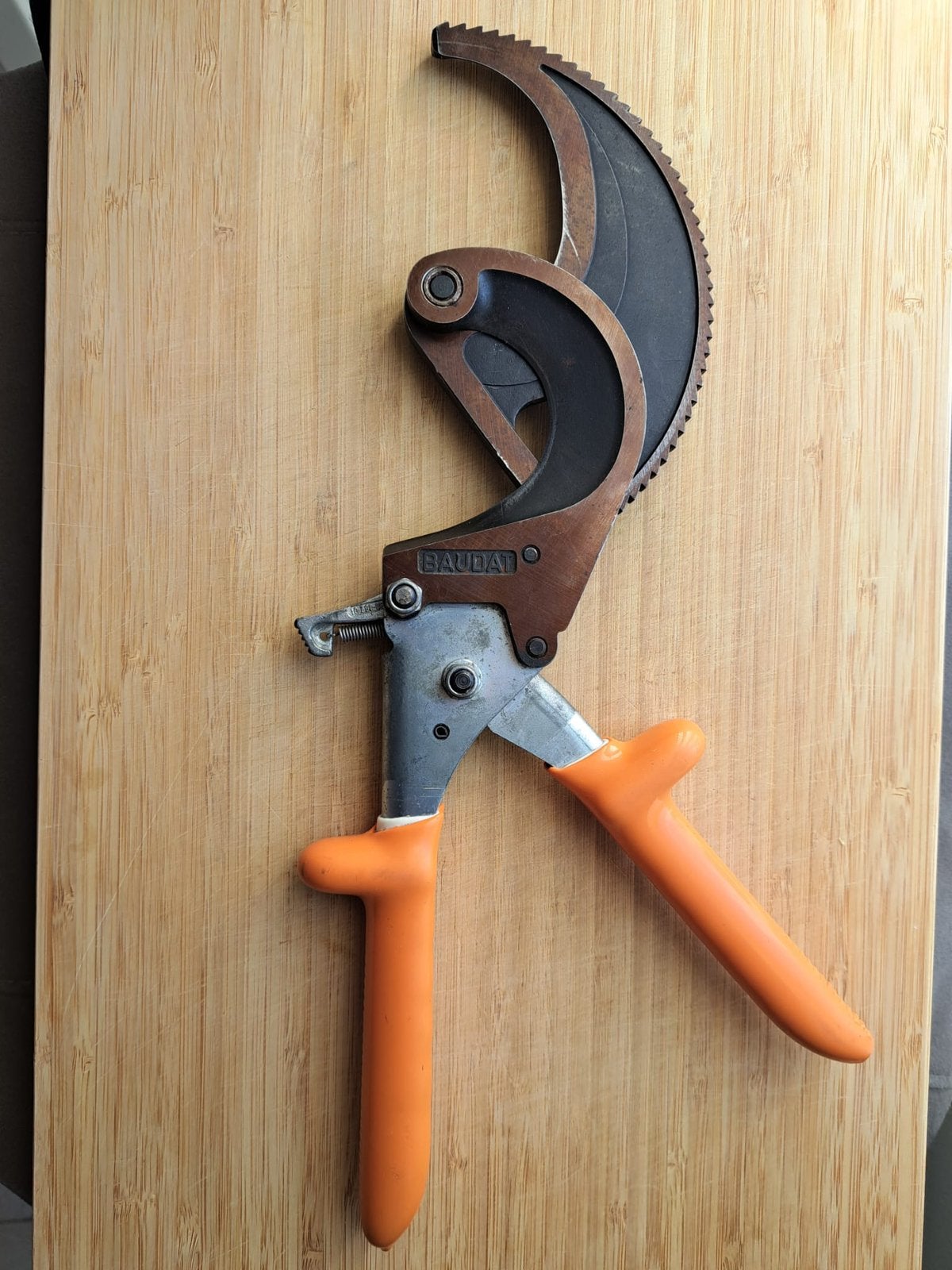 Pince coupe-câble CATU MO-67601, Bricolage & Construction, Enlèvement ou Envoi, Pince