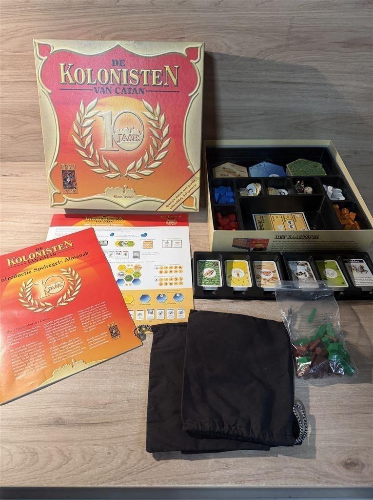 Kolonisten van catan 10 jaar editie hout - tot 6 spelers - s, Verzenden, Zo goed als nieuw