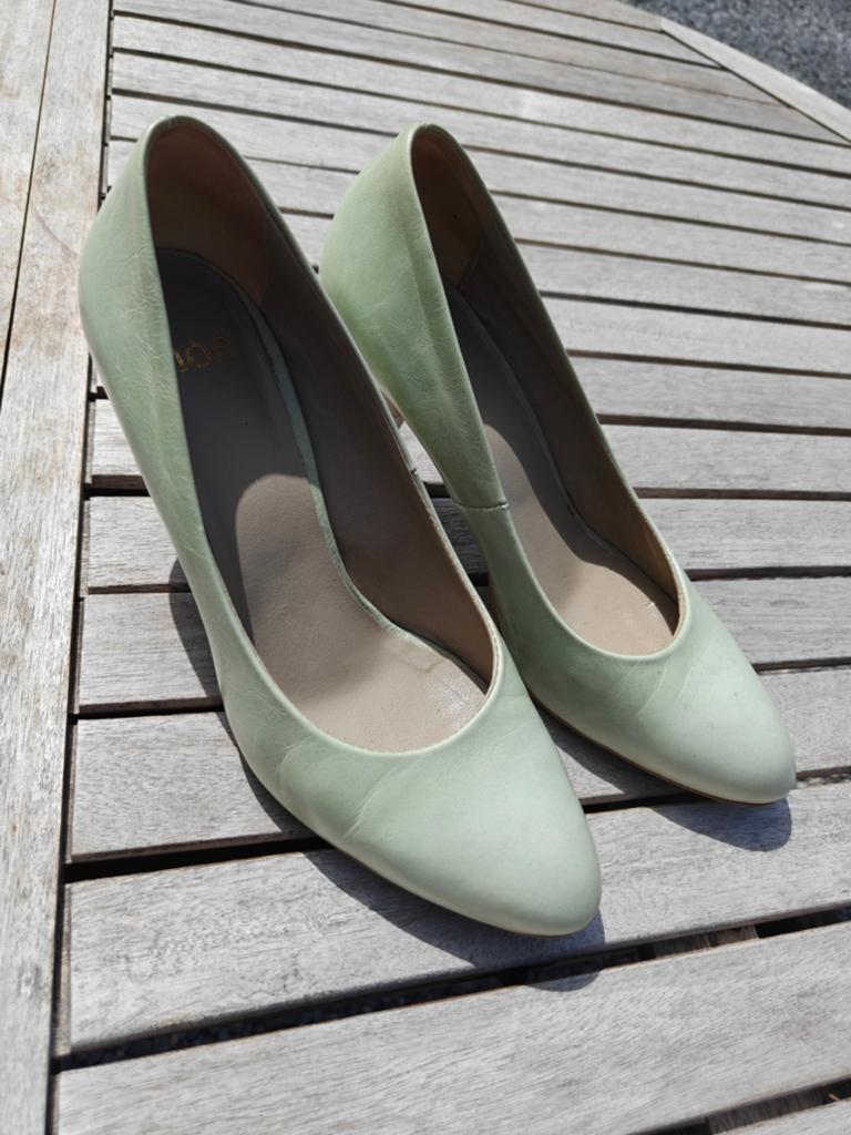 Noë pumps 38,5 Pistache, Ophalen, Pumps