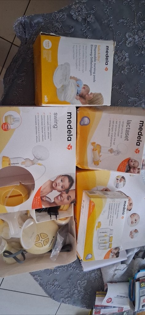 Tire lait double électrique complet MEDELA comme neuf, Enlèvement, Comme neuf, Tire-lait
