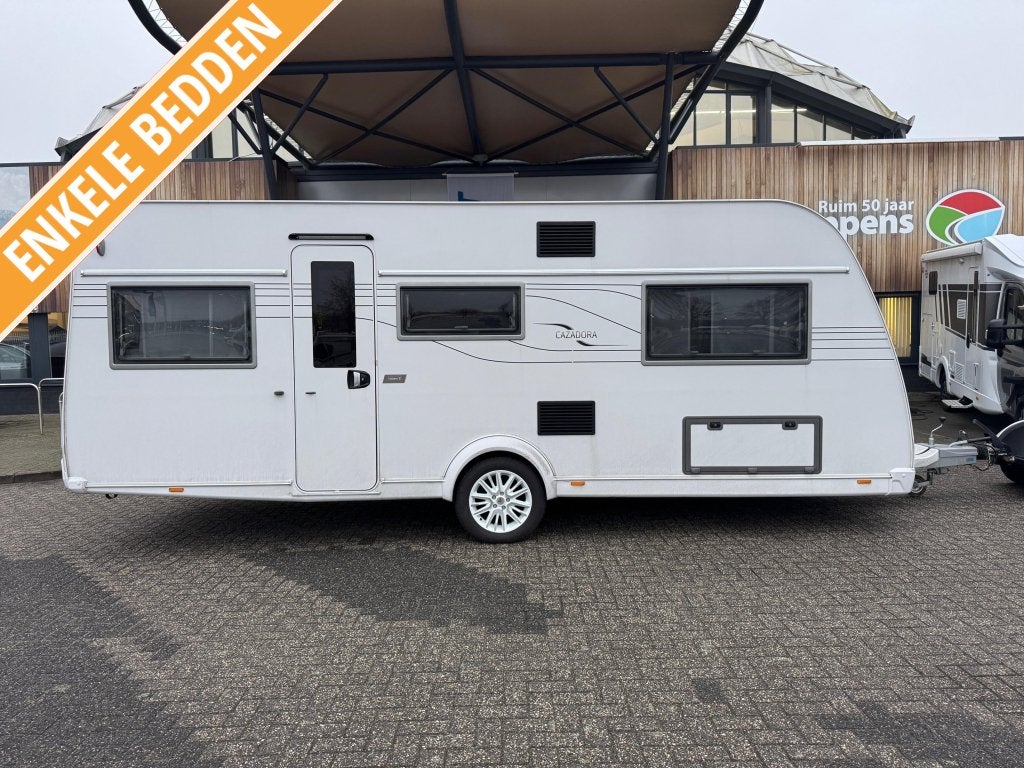 Tabbert Cazadora 550 E 2025 MOVER + LUIFEL!, Caravans en Kamperen, 2 aparte bedden, Rondzit, Tabbert, 6 tot 7 meter