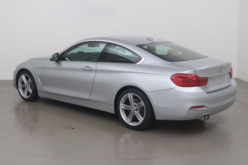BMW 4 Coupe (F32 LCI) 420i Luxury 184 AT, Autos, BMW, Argent ou Gris, Achat, Entreprise, Autre