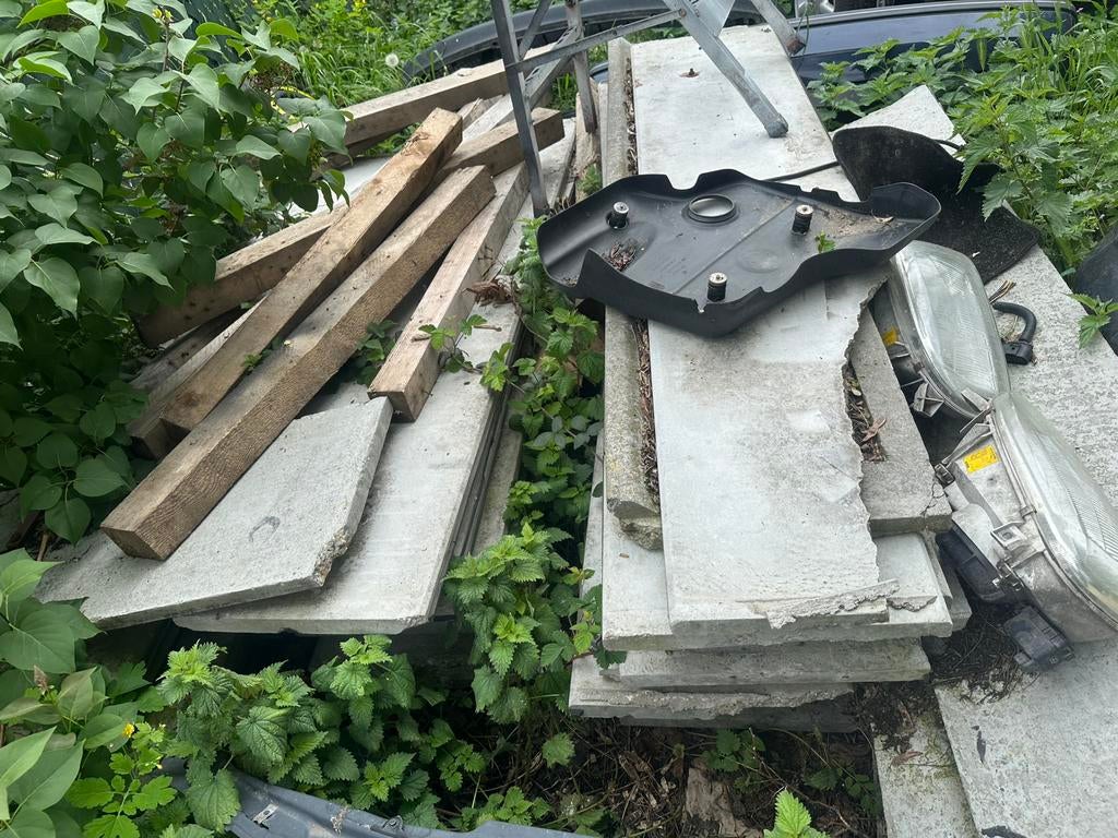 Beton platen gratis, Ophalen, Zo goed als nieuw