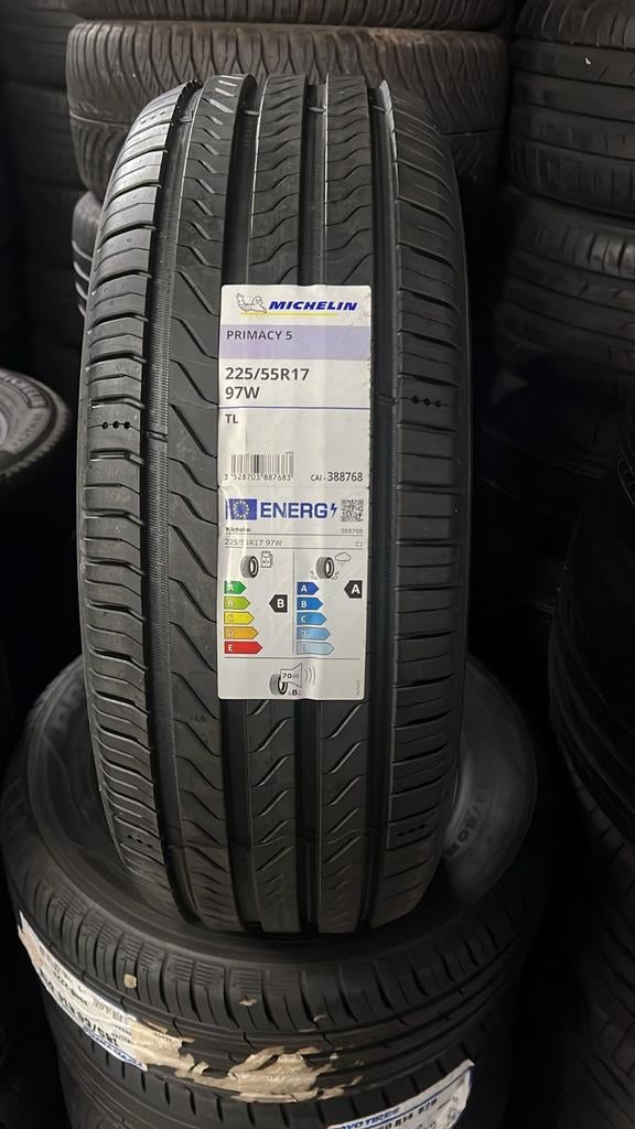 22555r17 225 55 r17 225/55/17 michelin Nouveau avec montage, Enlèvement ou Envoi