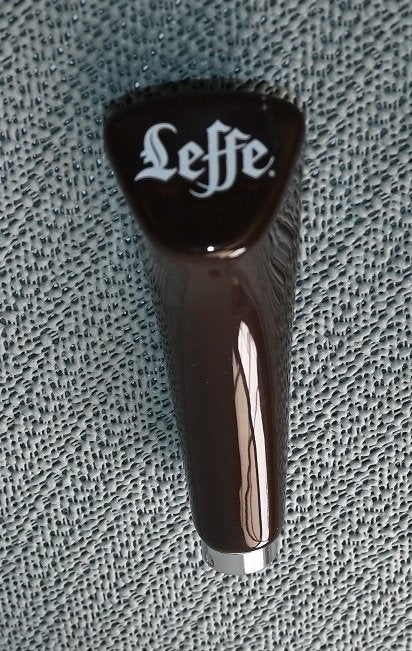 Bouton à robinet en porcelaine/Leffe #3, Collections, Marques de bière, Envoi, Comme neuf, Autres types, Leffe