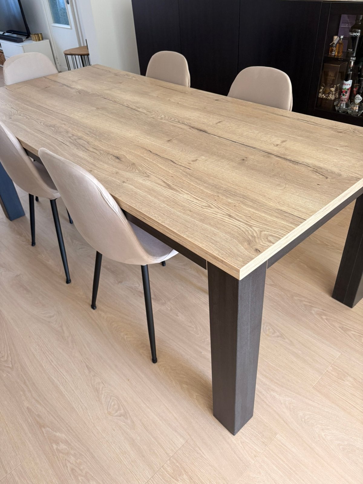 Eettafel eikenfineer, Maison & Meubles, 150 à 200 cm, Cinq personnes ou plus, Comme neuf, Enlèvement