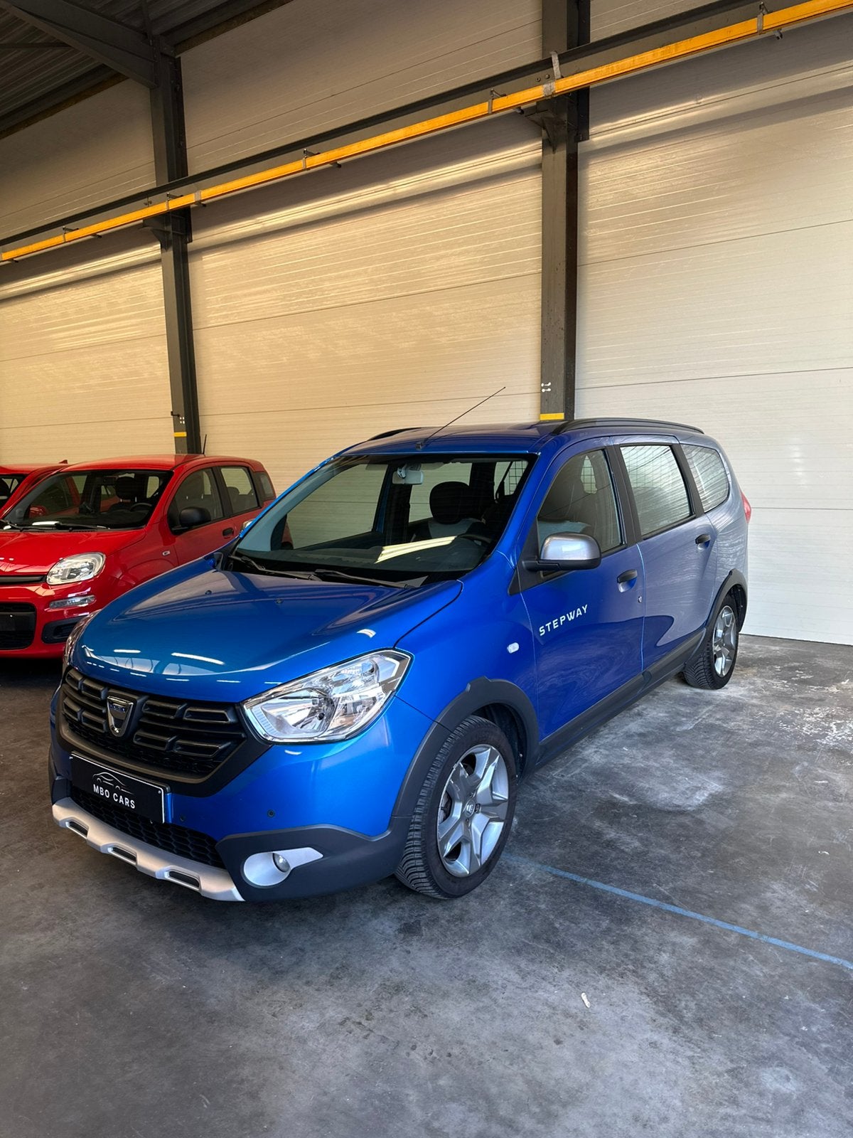 Dacia Lodgy 1.2TCe| NAVI, CRUISE, CAMERA,.., Autos, Dacia, 1197 cm³, Achat, Euro 6, Entreprise