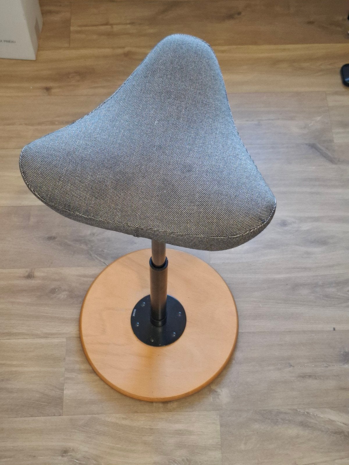Stokke Varier Move grijs medium gaslift, Huis en Inrichting, Bureaustoelen, Ophalen of Verzenden, Zo goed als nieuw, Bureaukruk