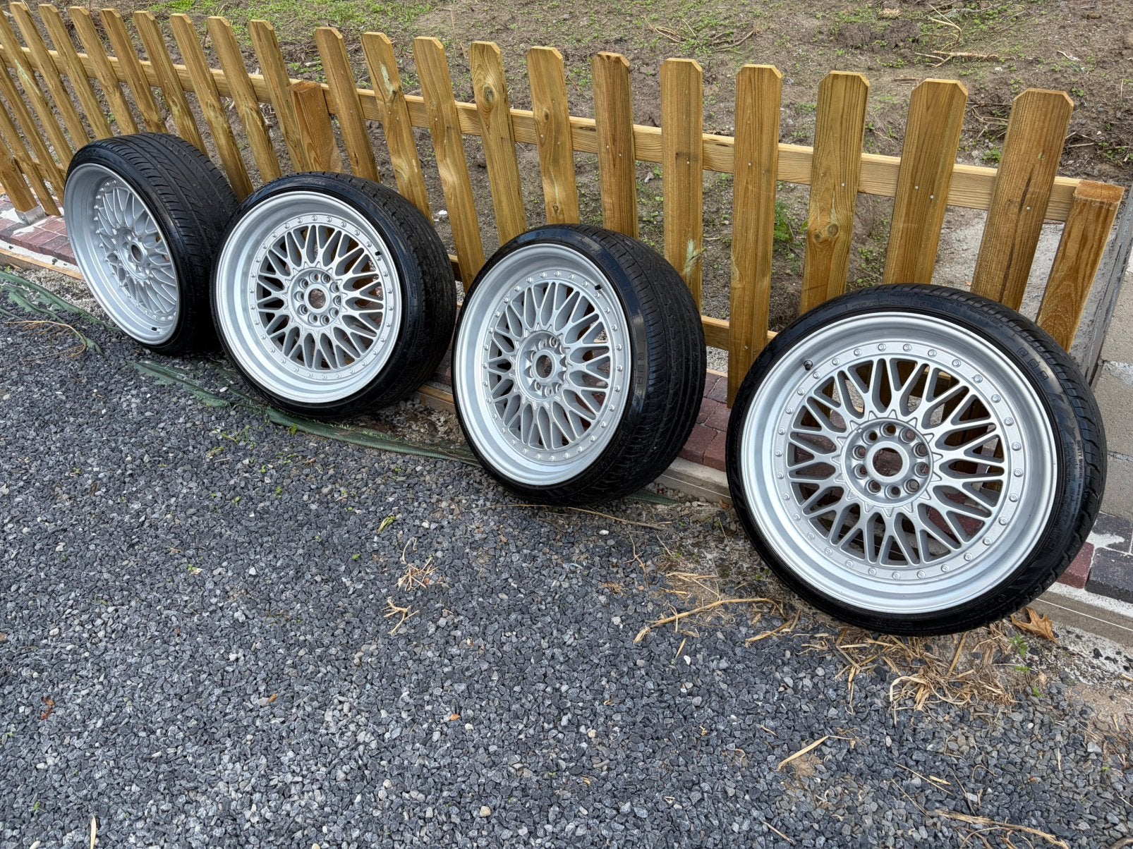 Velgen + banden 19inch, Hobby & Loisirs créatifs, Modélisme | Voitures & Véhicules, Enlèvement, Comme neuf