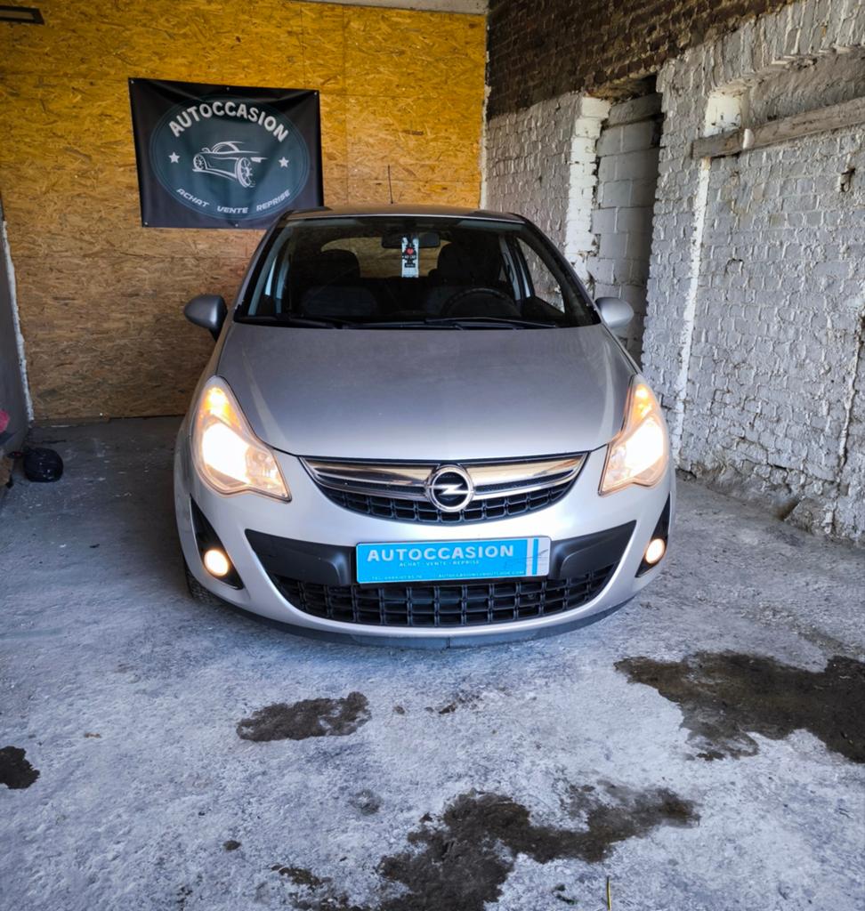Opel Corsa, Auto's, Opel, Particulier, Corsa, Centrale vergrendeling, Elektrische buitenspiegels, Elektrische ramen, Isofix, Radio