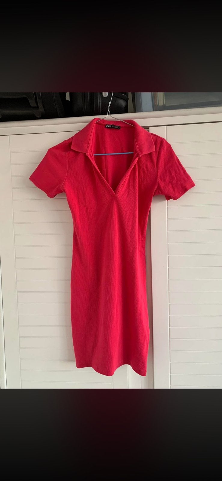 Kleed van zara maat large in fuschia, Kleding | Dames, T-shirts, Verzenden, Maat 42/44 (L), Zo goed als nieuw, Korte mouw