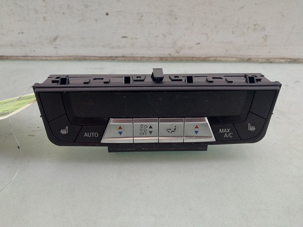 PANNEAU DE COMMANDE CHAUFFAGE CLIMATISATION BMW X5 (G05), Utilisé, BMW, Petuelring 130
80809  München, DE, Bayerische Motoren Werke AG