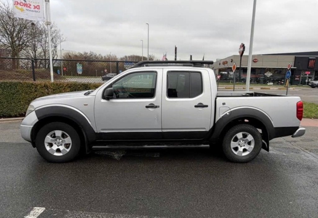 Nissan navara, Autos, Nissan, Achat, 2500 cm³, Boîte manuelle, 5 portes