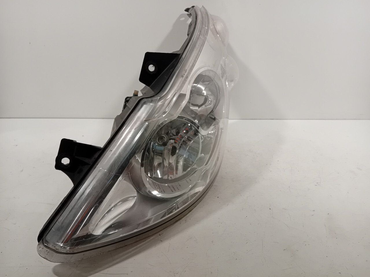 Koplamp links Renault Master, Onderdelen@venauto.nl, Van der Ven Autorecycling B.V., Gebruikt, Ettenseweg 76, 4706 PB Roosendaal, The Netherlands